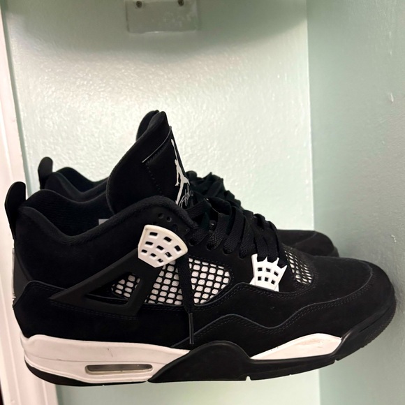 Jordan Other - Jordan 4 WhiteThunder